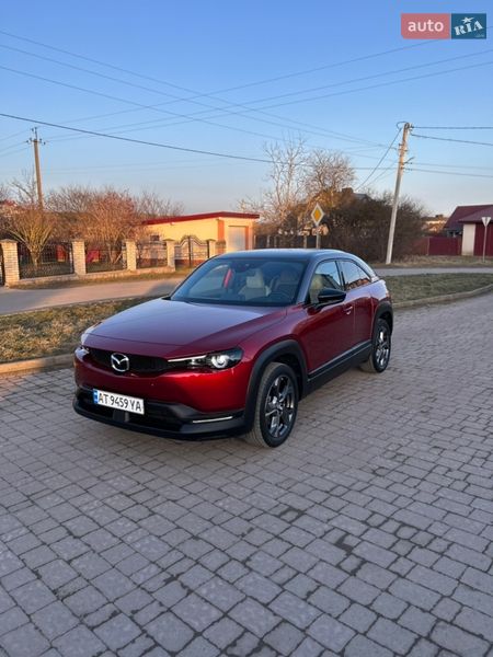 Внедорожник / Кроссовер Mazda MX-30 2020 в Ивано-Франковске