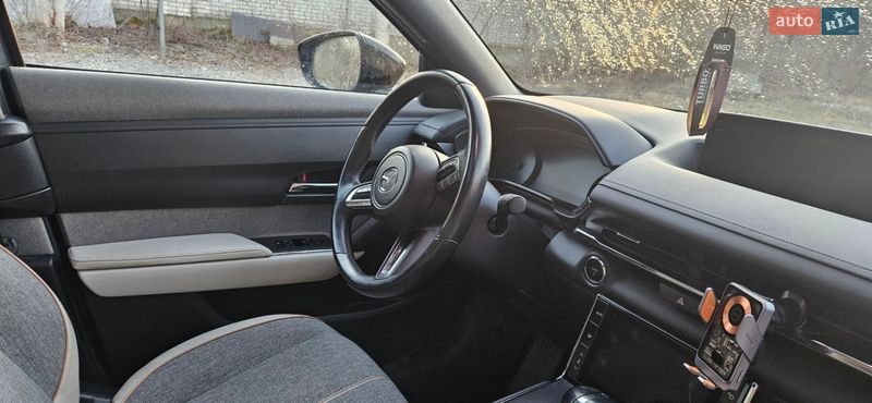 Внедорожник / Кроссовер Mazda MX-30 2020 в Львове