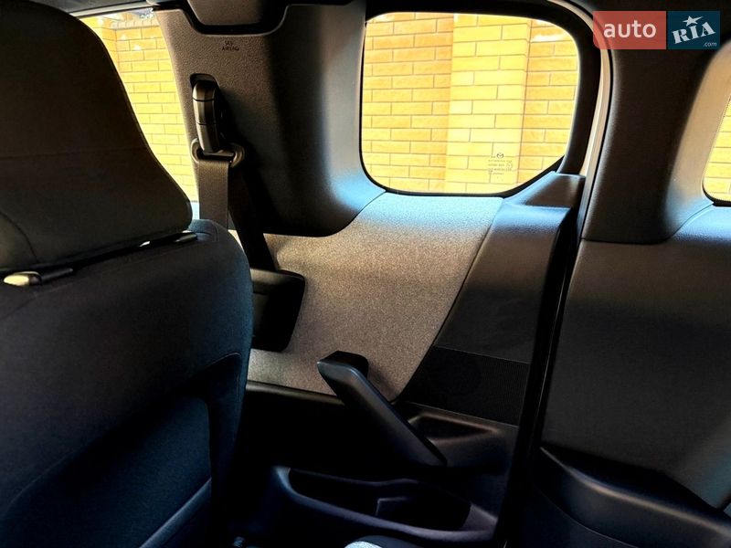 Внедорожник / Кроссовер Mazda MX-30 2022 в Хмельницком