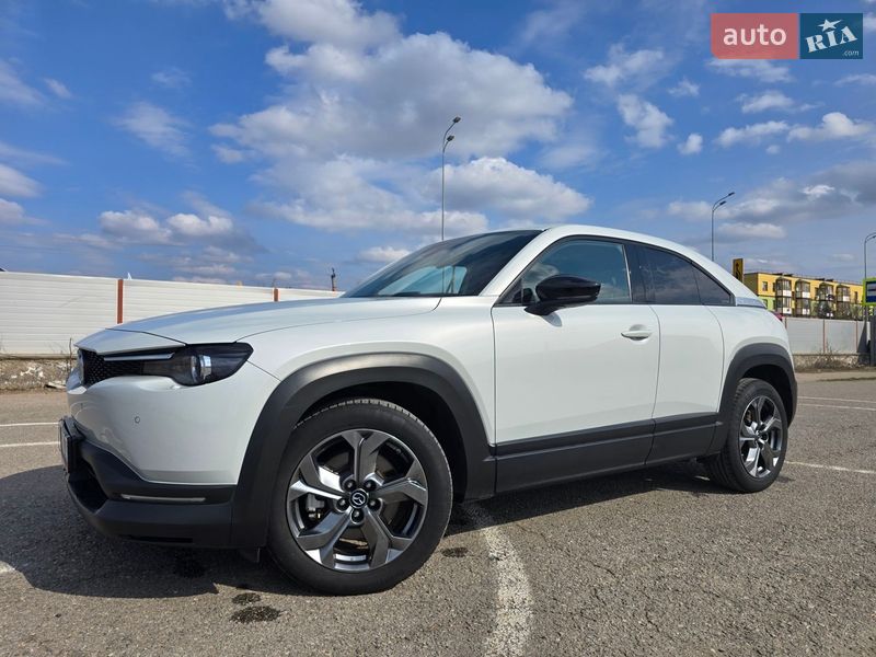 Внедорожник / Кроссовер Mazda MX-30 2020 в Виннице