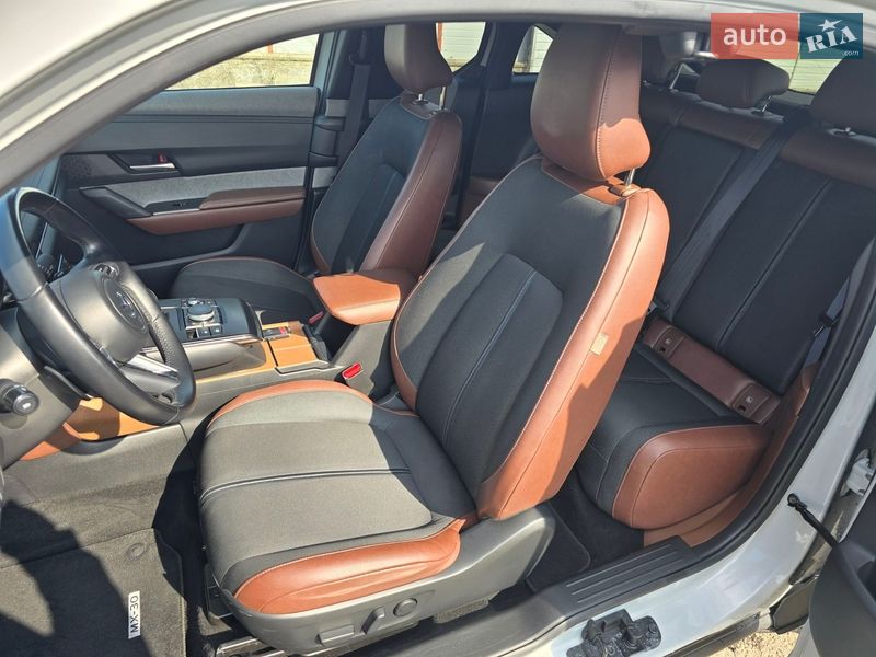 Внедорожник / Кроссовер Mazda MX-30 2020 в Виннице