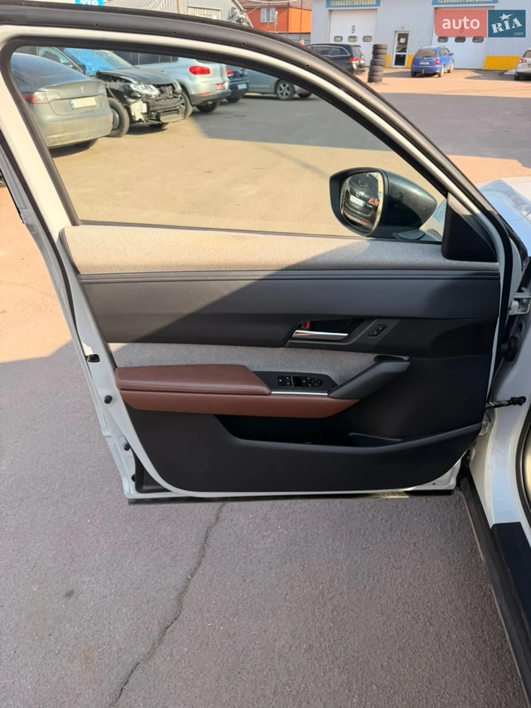 2020 Mazda MX-30 - мініатюра 11