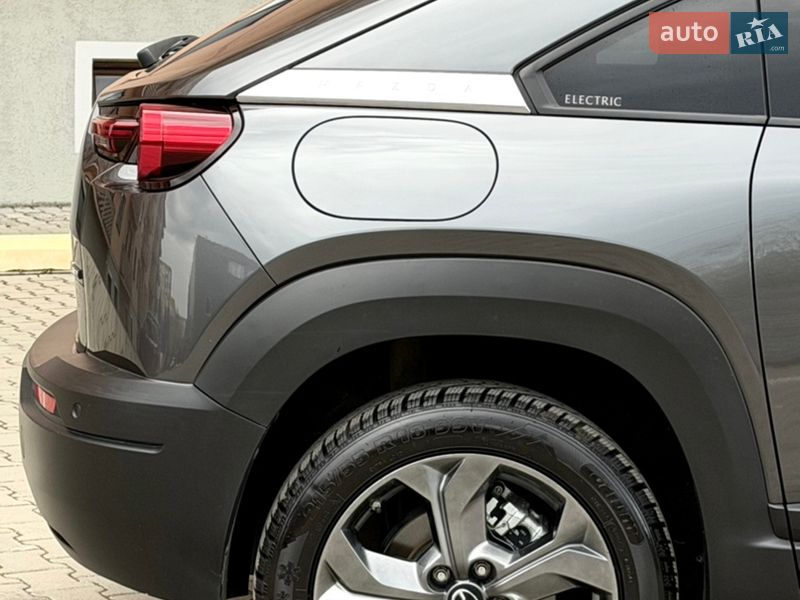 Позашляховик / Кросовер Mazda MX-30 2020 в Ужгороді