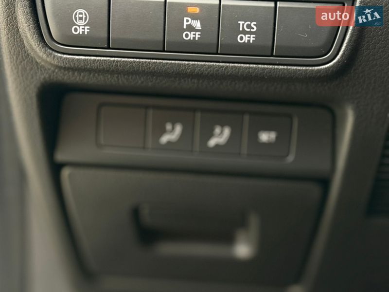 Позашляховик / Кросовер Mazda MX-30 2020 в Ужгороді