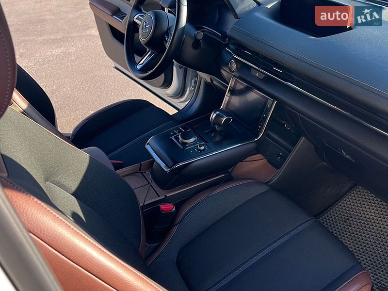 Внедорожник / Кроссовер Mazda MX-30 2020 в Стрые