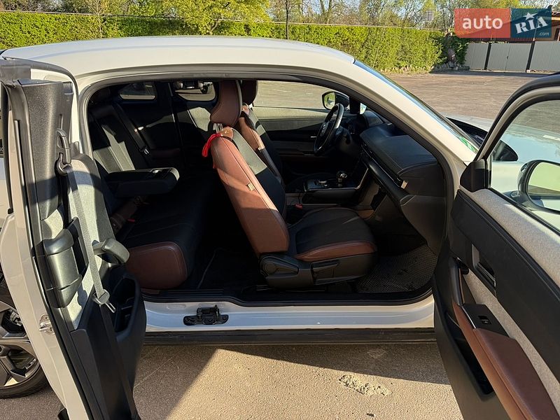 Внедорожник / Кроссовер Mazda MX-30 2020 в Стрые