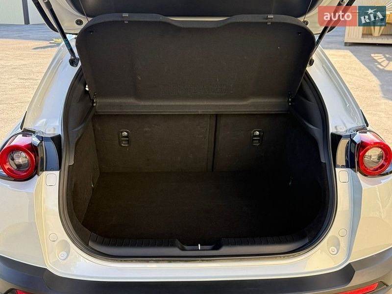 Внедорожник / Кроссовер Mazda MX-30 2020 в Стрые