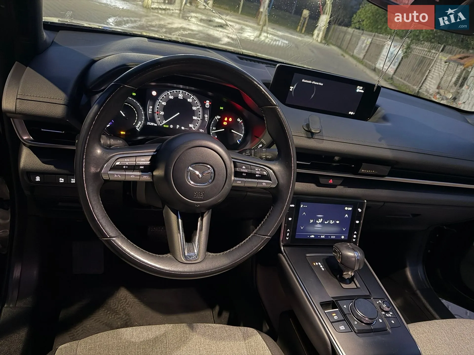 2022 Mazda MX-30 - мініатюра 11