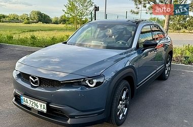 Позашляховик / Кросовер Mazda MX-30 2021 в Києві
