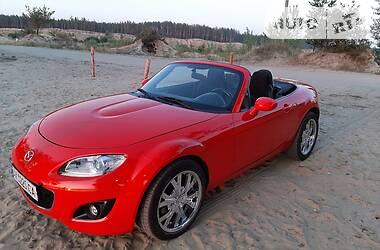 Кабриолет Mazda MX-5 2006 в Харькове