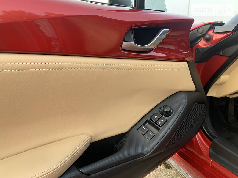 Кабриолет Mazda MX-5 2015 в Одессе