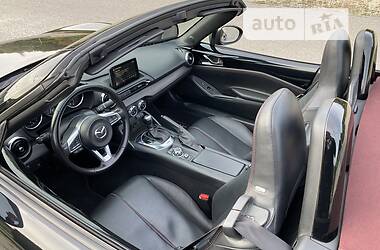 Родстер Mazda MX-5 2017 в 