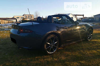 Родстер Mazda MX-5 2015 в 