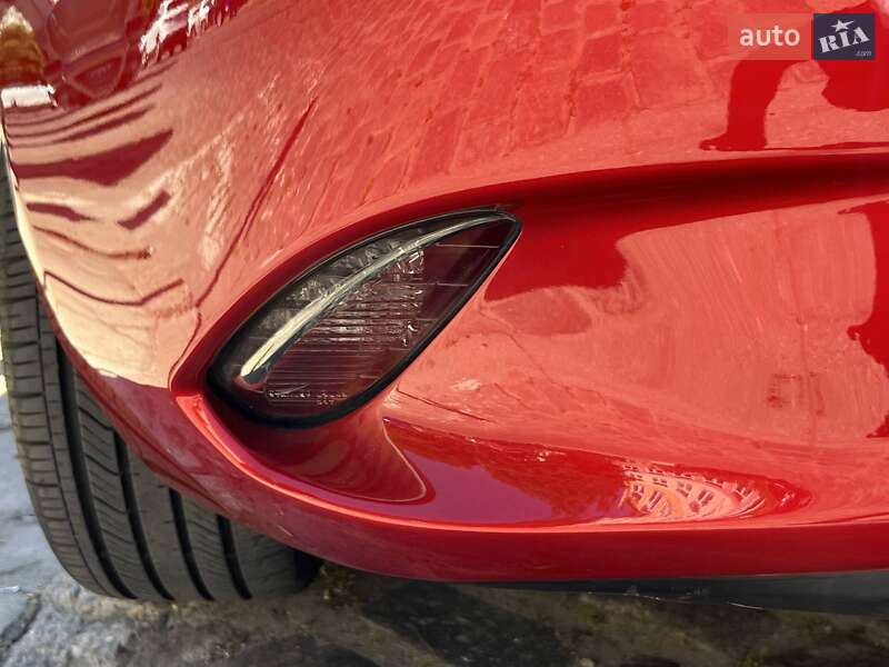 Родстер Mazda MX-5 2017 в Києві