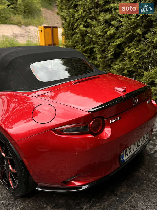 Родстер Mazda MX-5 2015 в Козині