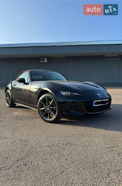 Родстер Mazda MX-5 2018 в 
