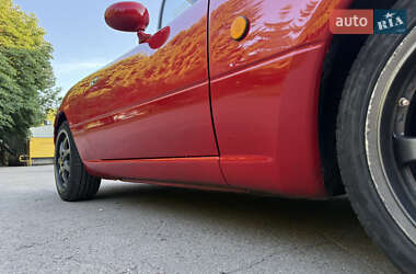 Родстер Mazda MX-5 1996 в 