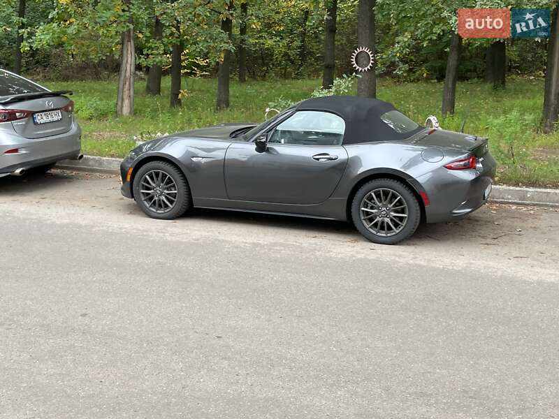 Родстер Mazda MX-5 2020 в Киеве