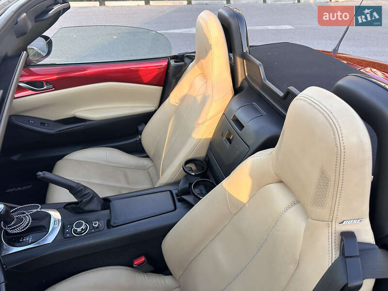 Родстер Mazda MX-5 2016 в Киеве фото 17 Родстер Mazda MX-5 2016 в Киеве
