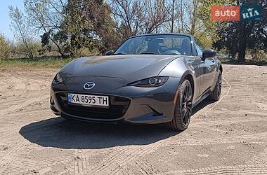 Родстер Mazda MX-5 2022 в Киеве