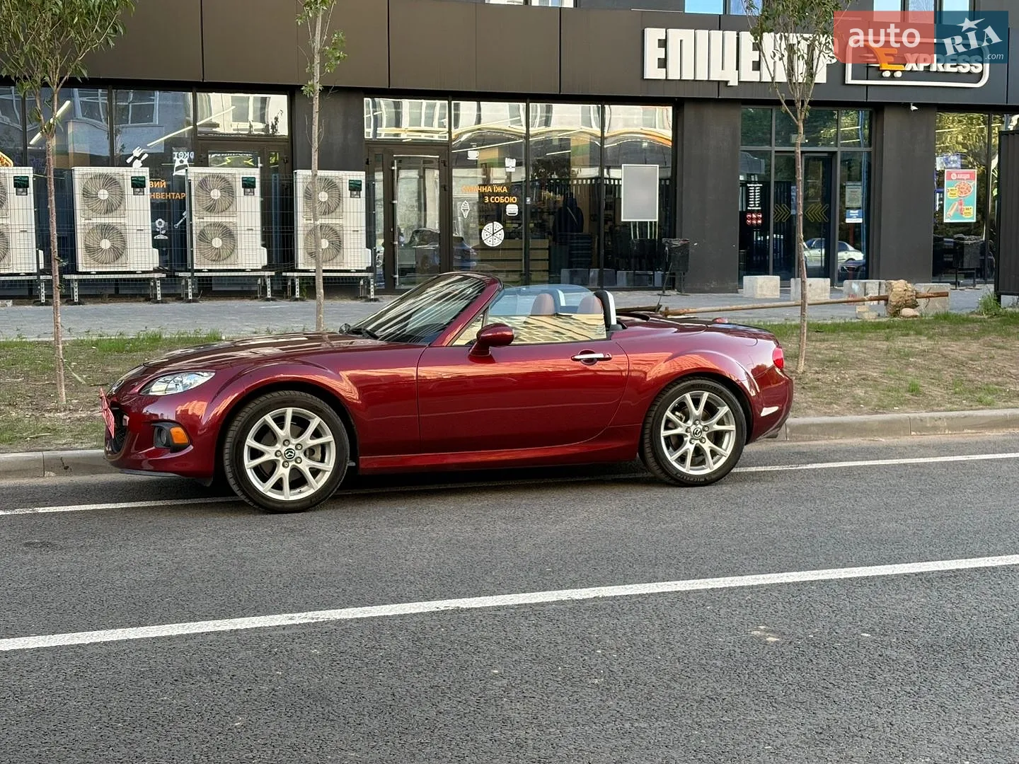 2013 Mazda MX-5 - мініатюра 11