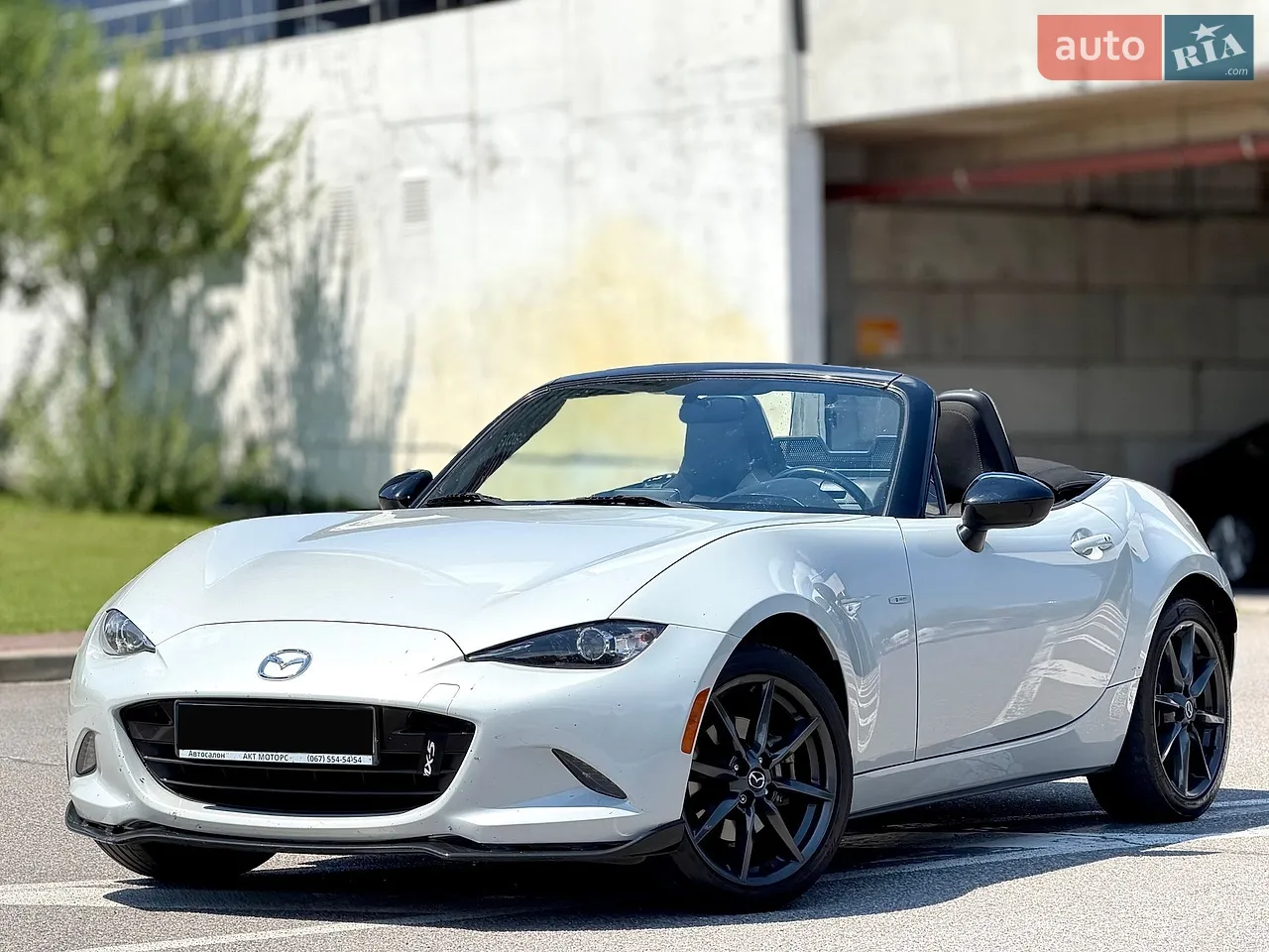 2016 Mazda MX-5 - мініатюра 12