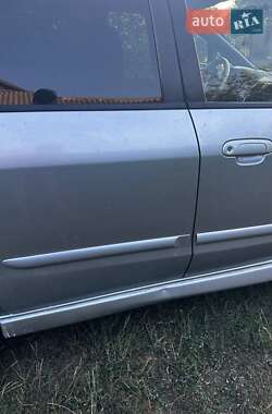 Минивэн Mazda Premacy 2004 в 
