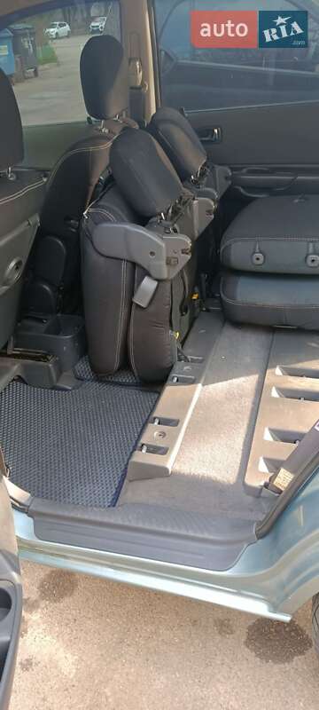 Минивэн Mazda Premacy 2004 в Одессе