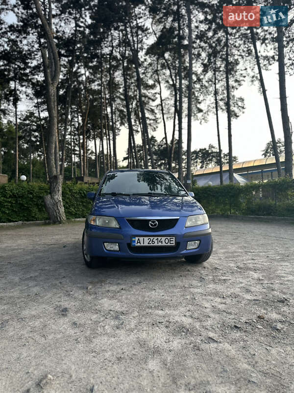Минивэн Mazda Premacy 2000 в 