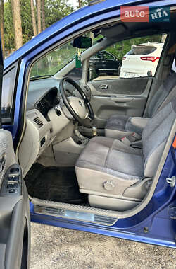 Минивэн Mazda Premacy 2000 в 