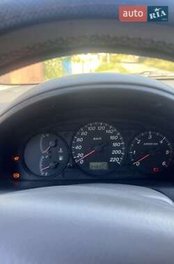 Минивэн Mazda Premacy 1999 в 