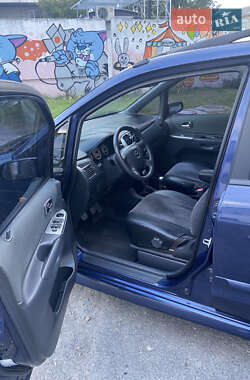 Минивэн Mazda Premacy 2002 в 