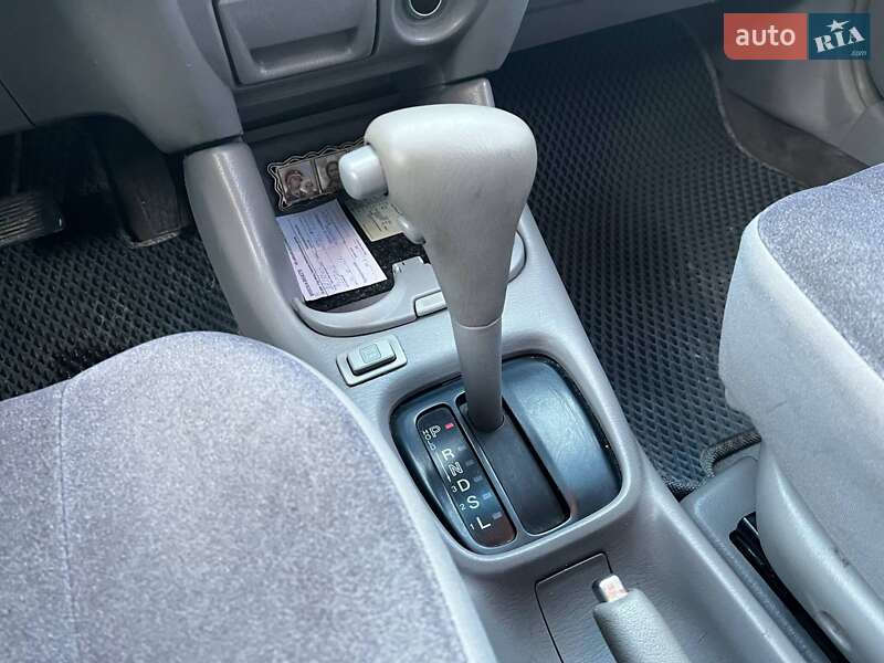 Минивэн Mazda Premacy 2000 в Киеве