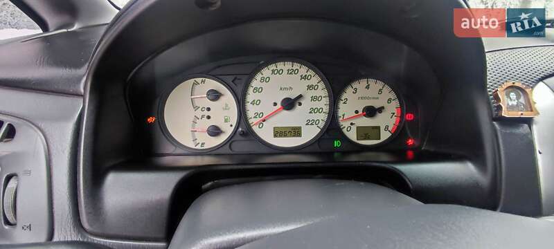 Мінівен Mazda Premacy 2005 в Чернівцях