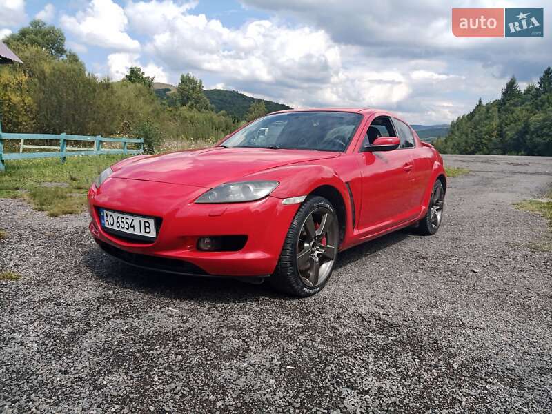 Купе Mazda RX-8 2004 в Воловцю