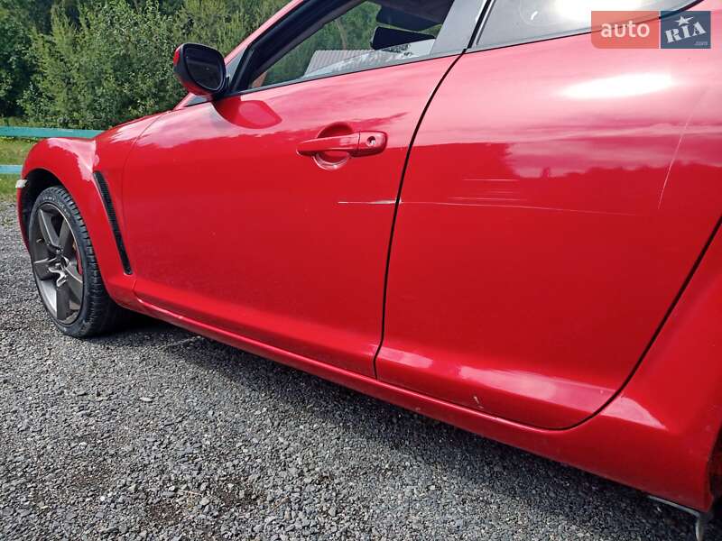 Купе Mazda RX-8 2004 в Воловцю