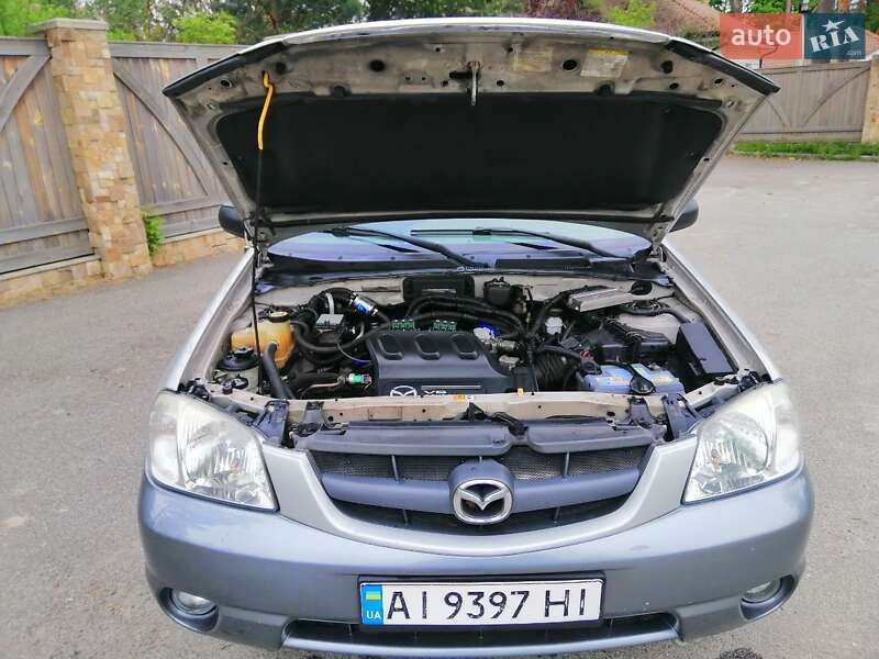 Внедорожник / Кроссовер Mazda Tribute 2002 в Ирпене