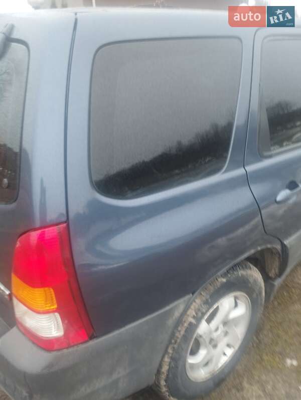 Внедорожник / Кроссовер Mazda Tribute 2001 в Гайсине