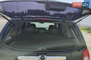 Позашляховик / Кросовер Mazda Tribute 2004 в 