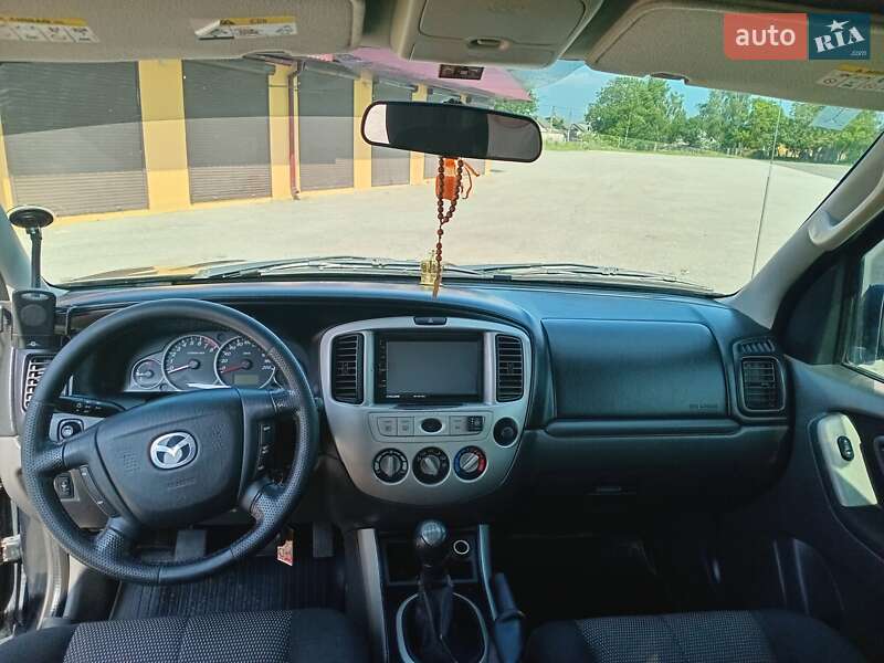 Позашляховик / Кросовер Mazda Tribute 2005 в Почаєві