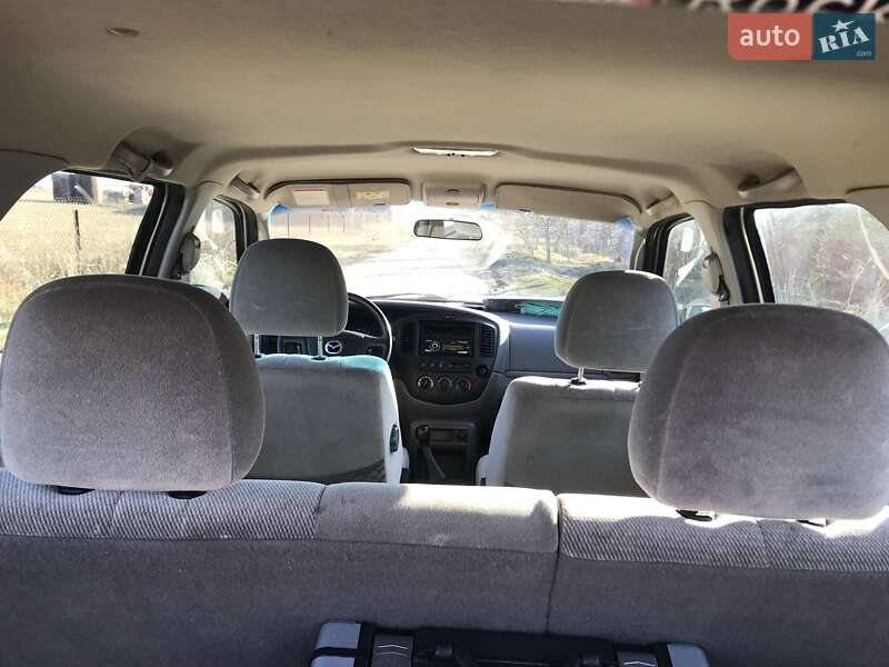 Внедорожник / Кроссовер Mazda Tribute 2001 в Харькове