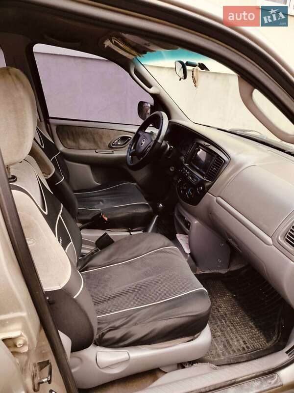 Внедорожник / Кроссовер Mazda Tribute 2001 в Золочеве фото 9 Внедорожник / Кроссовер Mazda Tribute 2001 в Золочеве