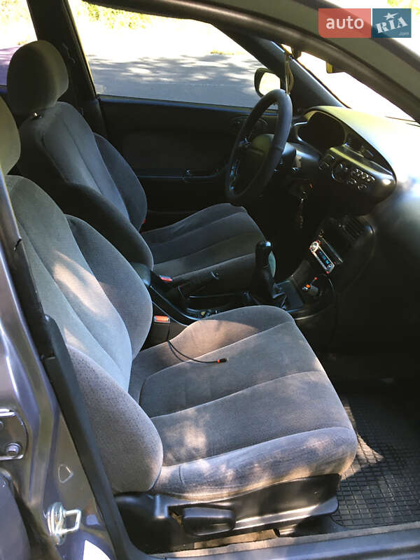 Седан Mazda Xedos 6 1995 в Львове