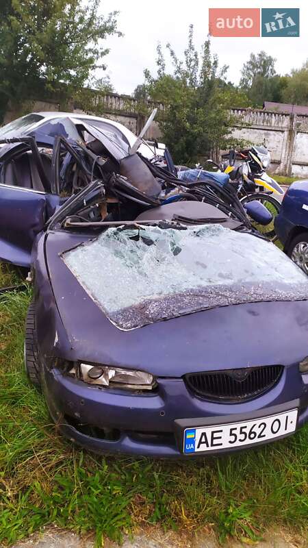 Седан Mazda Xedos 6 1993 в Корюковке