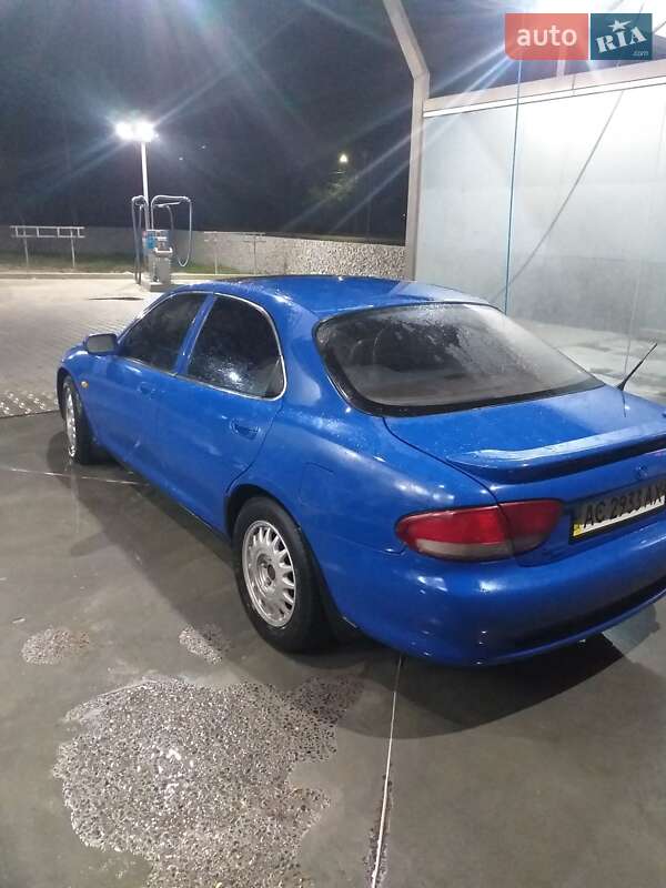 Седан Mazda Xedos 6 1994 в Житомирі