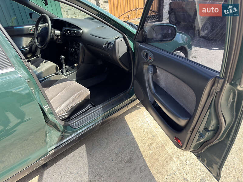 Седан Mazda Xedos 6 1997 в Коростишеві