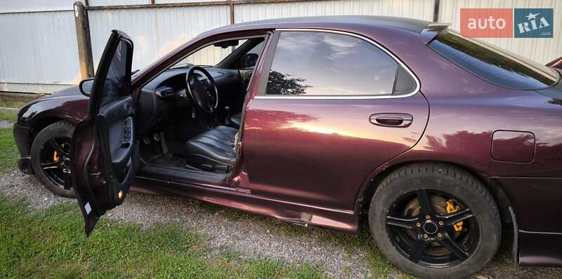 Седан Mazda Xedos 6 1996 в Ужгороде