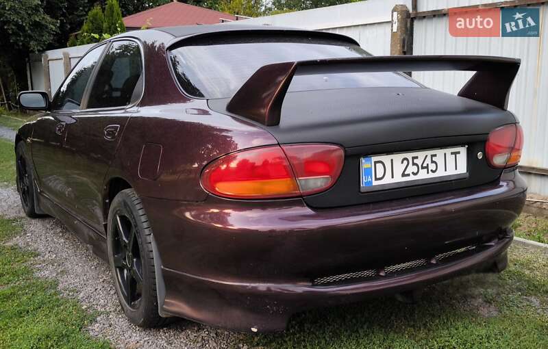 Седан Mazda Xedos 6 1996 в Ужгороде
