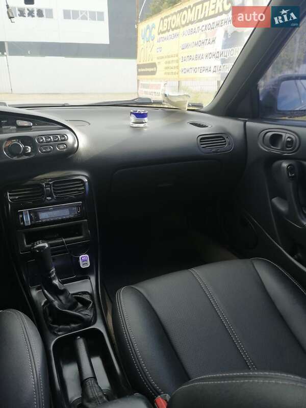 Седан Mazda Xedos 6 1994 в Херсоне