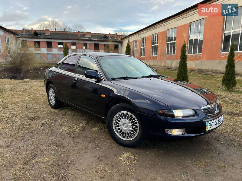 Седан Mazda Xedos 6 1998 в Дрогобыче